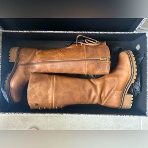 Ted&Muffy Handmade NEVER WORN Brown Boots.